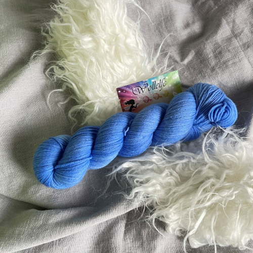 Alpinblau - Merino-Sockyarn fingering weight