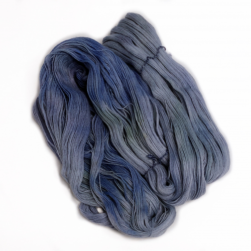 Wolkenspiel - handdyed yarn, lace weight, merino single ply