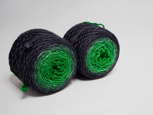 Magic Emerald - 2 x 50g Merino-Sockyarn, sport weight - gradient