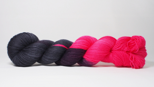 Black-pink - Merino-Sockyarn, fingering weight