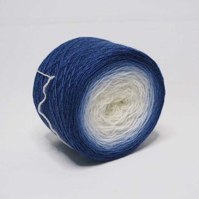 Blueberry* Gradient yarn Merino - Lace