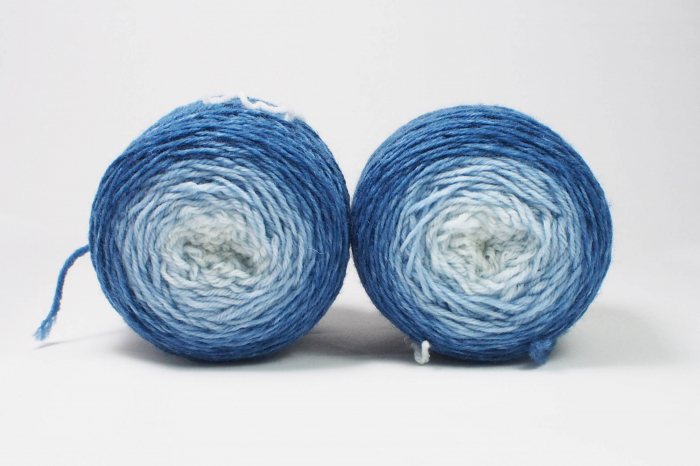 Blueberry - 2 x 50g Merino-Sockenwolle 6-fach - Farbverlauf