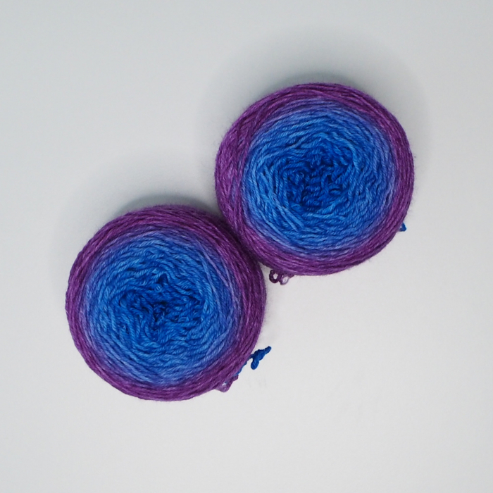 Fließende Farben - 100g Merino-Sockenwolle 4-fach - Farbverlauf