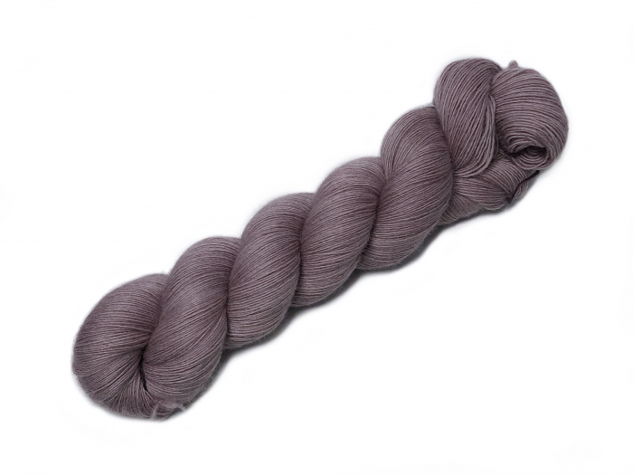 Dove - handdyed yarn, lace weight, merino single ply