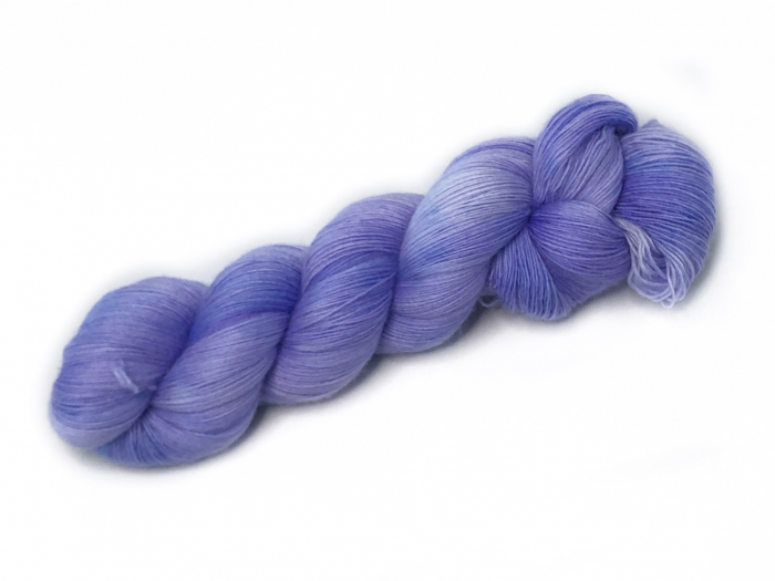 Clematis - handdyed yarn, lace weight, merino single ply