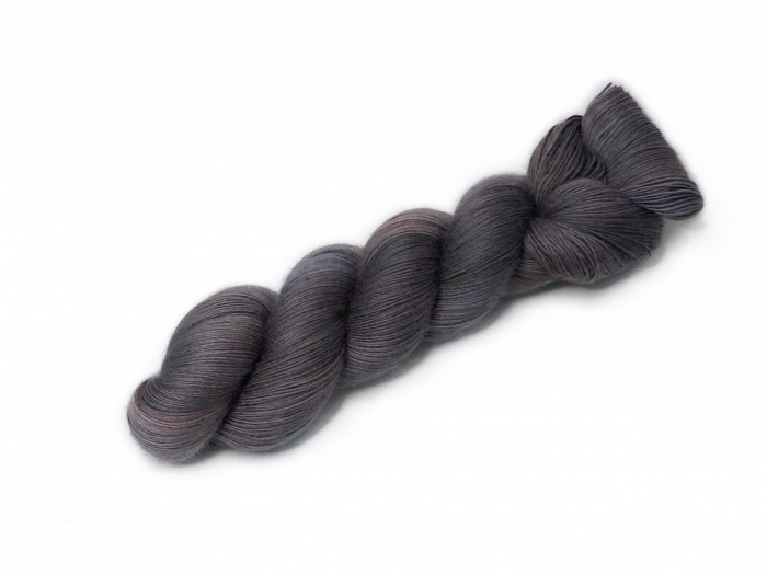 Espresso Bean - handdyed yarn, lace weight, merino single ply