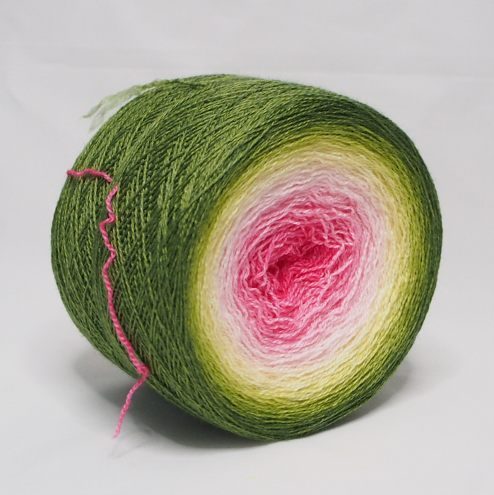 Lily Pond* Gradient yarn Merino/Silk - Lace