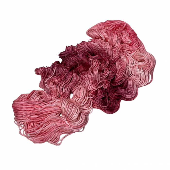 Romantische Rosen - 100g Merino-Sockenwolle 6-fach, handgefärbt