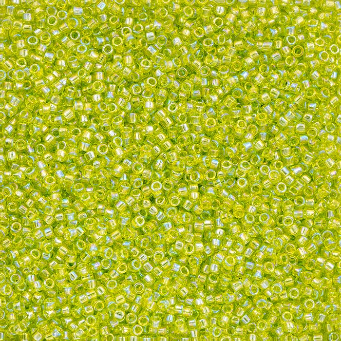 250 g Toho Rocailles Transparent Rainbow Lime Green TR-06-164